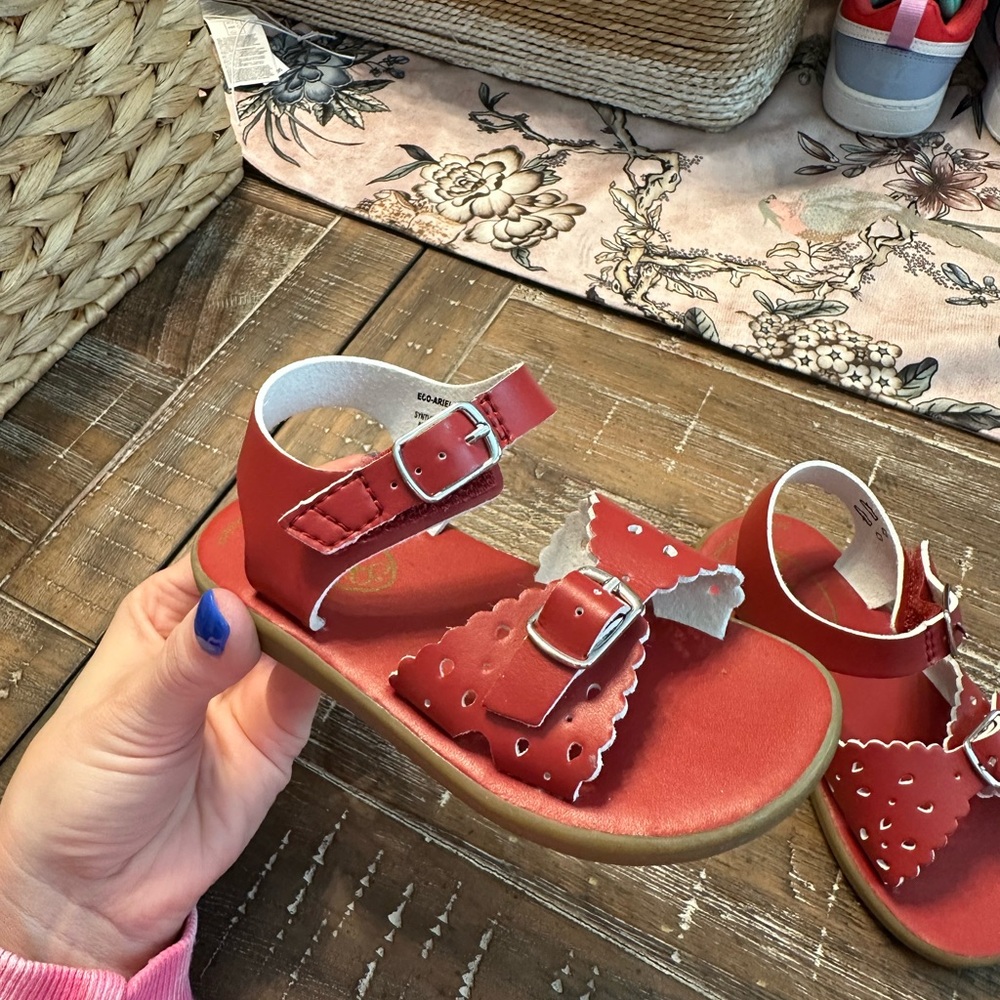 Toddler girl red Footmates leather sandals